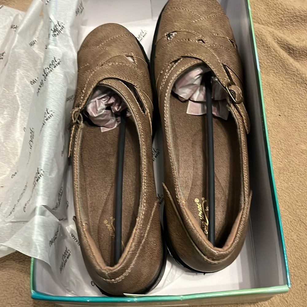 Taupe sync